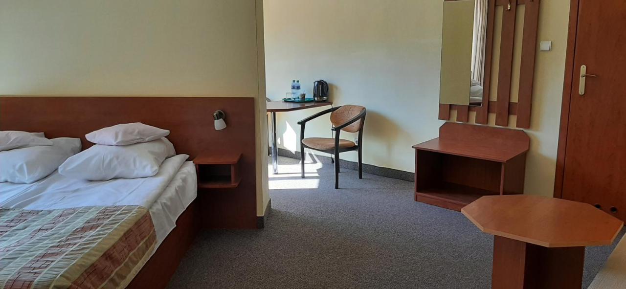 Hotel Kopernik Frombork Bagian luar foto