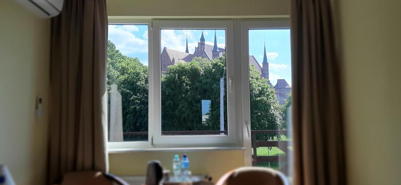 Hotel Kopernik Frombork Bagian luar foto