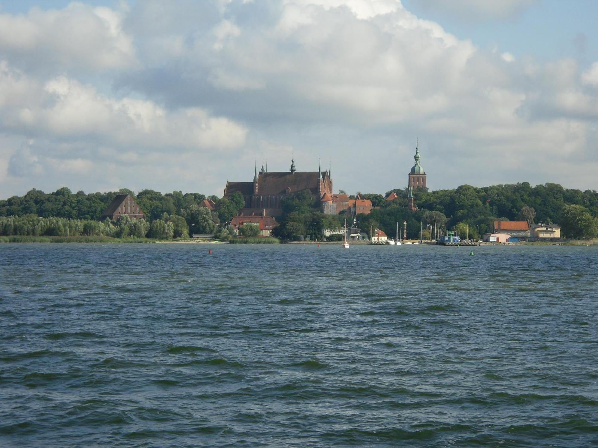 Hotel Kopernik Frombork Bagian luar foto