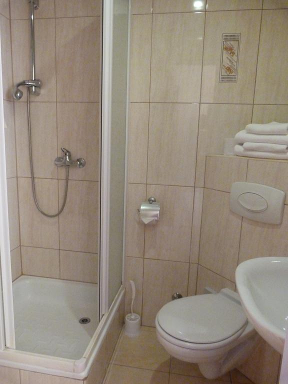 Hotel Kopernik Frombork Bagian luar foto